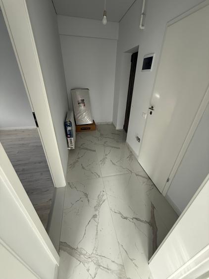 Apartament cu 3 camere decomandat în Militari