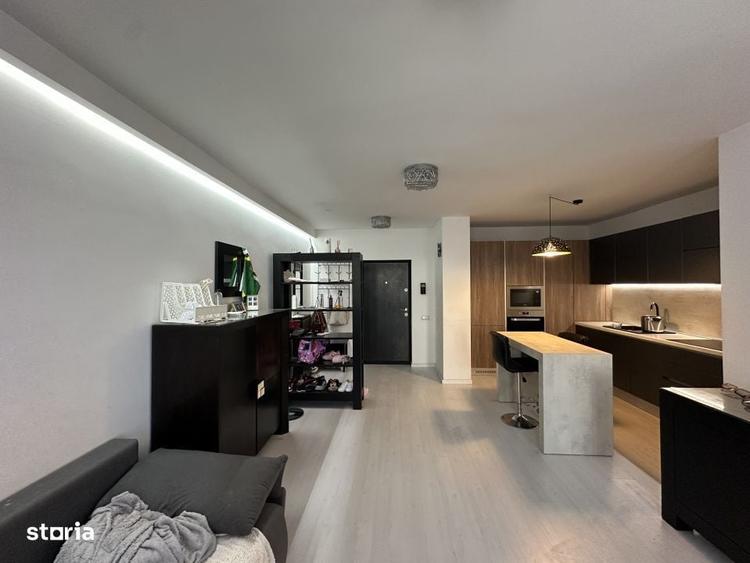 Apartament cu 2 camere semidecomandat în Plopilor