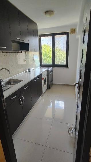 Apartament cu 2 camere decomandat, mobilat în Dorobanți