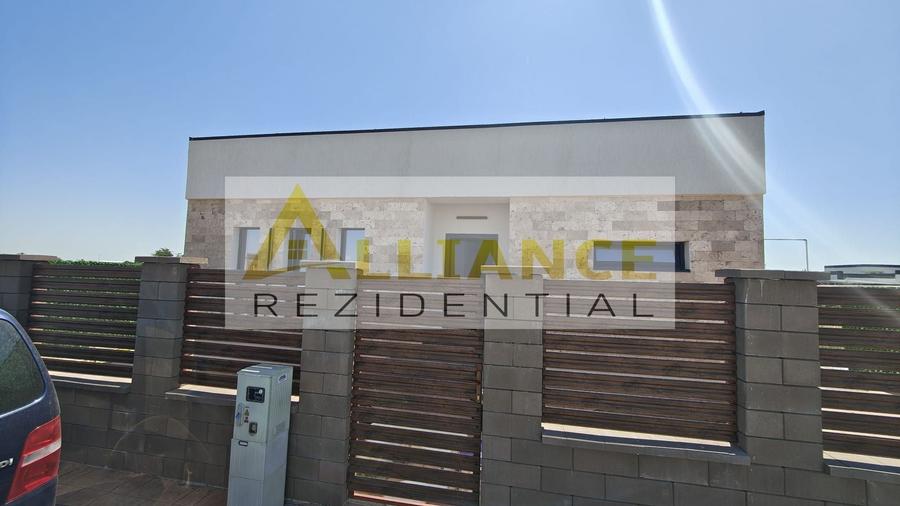 Casă individuală cu 3 camere cu Canalizare în Berceni