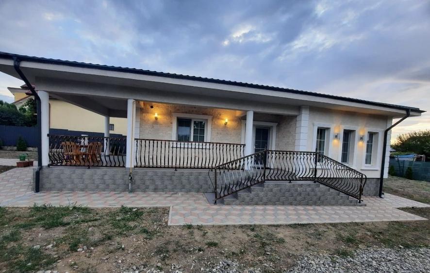 Casă cu 4 camere cu Teren 459 Mp în Lunca Cetățuii