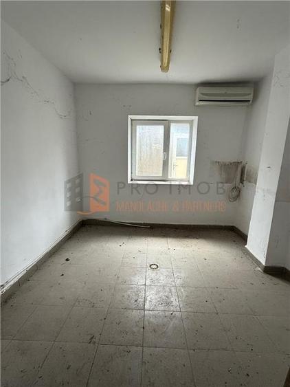 Casă individuală cu 4 camere cu Teren 566 Mp în 1 Decembrie