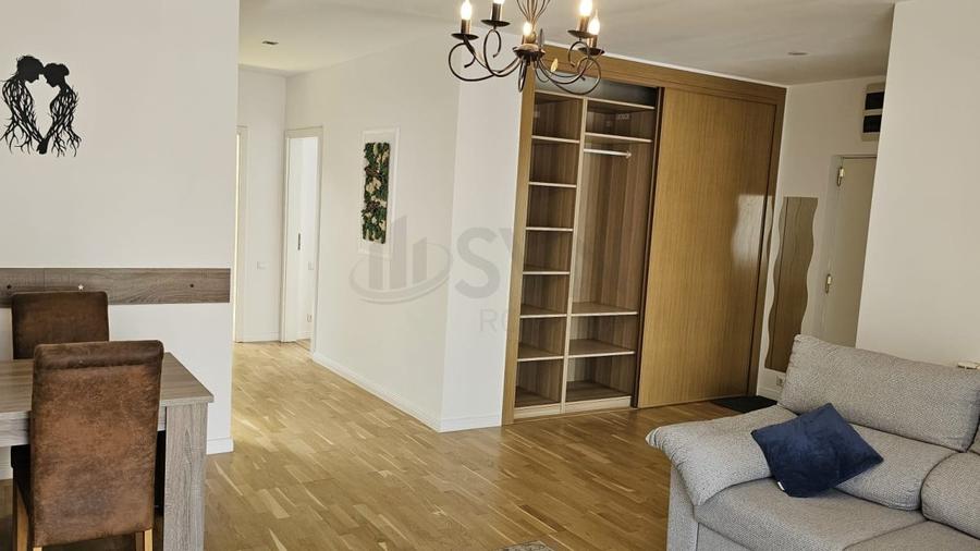 Apartament cu 3 camere decomandat, mobilat în Pipera