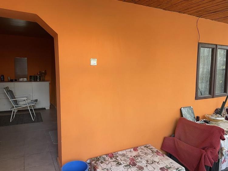Casă cu 4 camere în Cârna