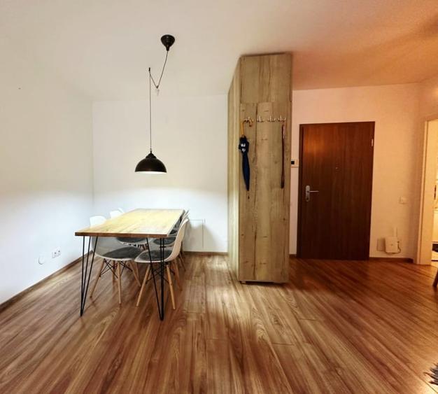 Apartament cu 2 camere decomandat în Bună Ziua