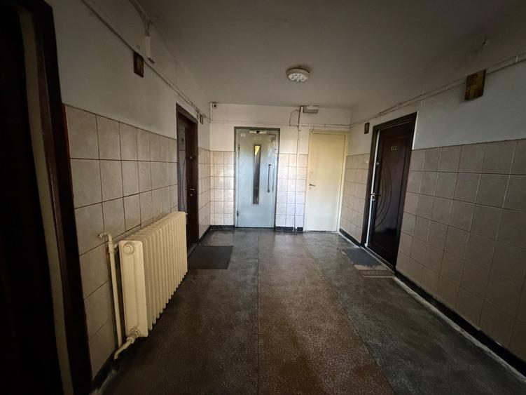 Apartament cu 2 camere semidecomandat în Titan