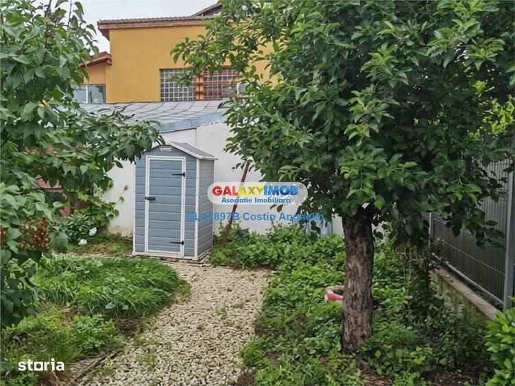 Casă cu 4 camere în Băneasa