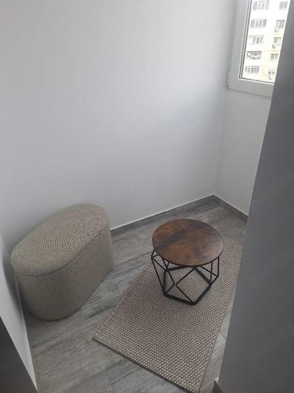 Garsonieră decomandată în Tineretului