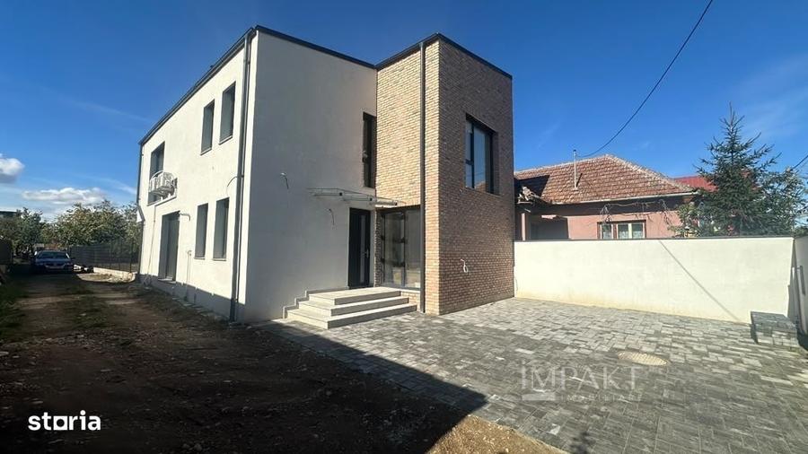 Casă cu 4 camere cu Teren 450 Mp în Someșeni