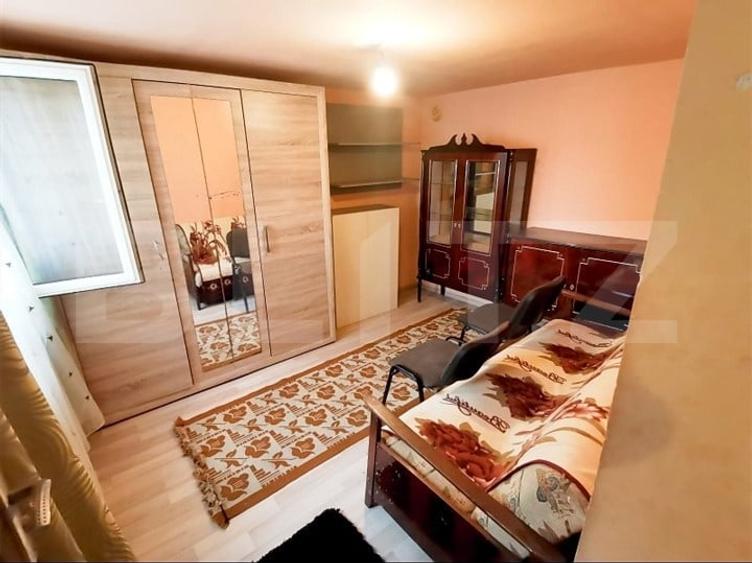 Casă individuală cu 4 camere cu Canalizare în Iris