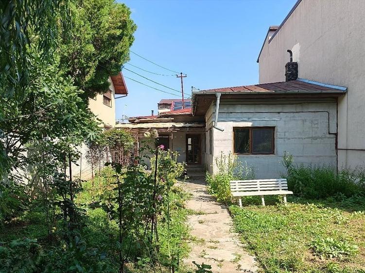 Teren Construcții intravilan de 306 mp, în Dămăroaia