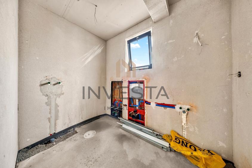 Apartament cu 3 camere semidecomandat în Andrei Mureșanu