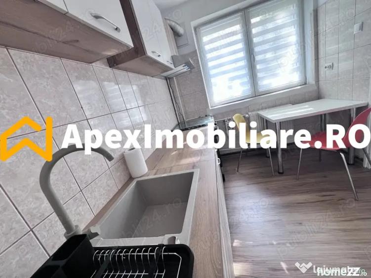 Apartament cu 3 camere semidecomandat, mobilat în Giulești