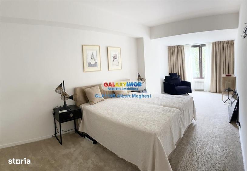 Apartament cu 4 camere în Nordului