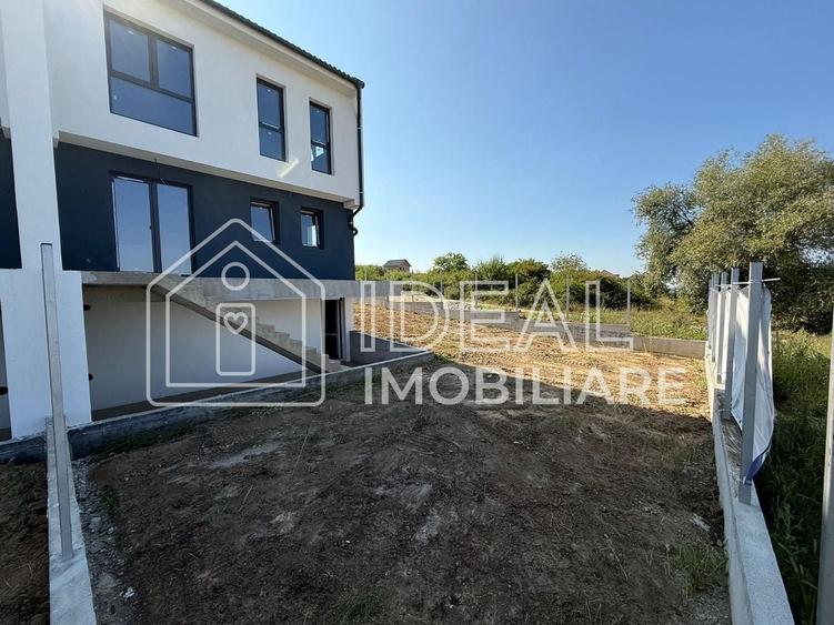 Duplex cu 4 camere cu Canalizare în Arhitecților - Calea Cisnădiei