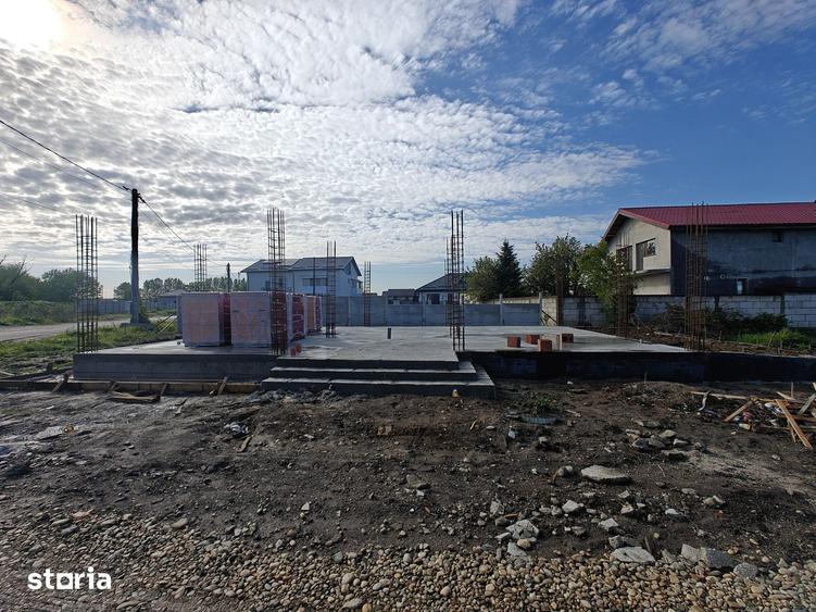 Casă cu 4 camere cu Teren 411 Mp în Clinceni