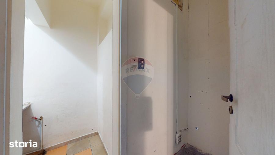 Spațiu comercial, de 84 mp, în Bartolomeu
