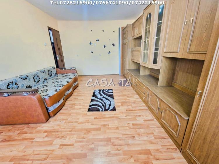 Apartament cu 2 camere decomandat, mobilat în Central