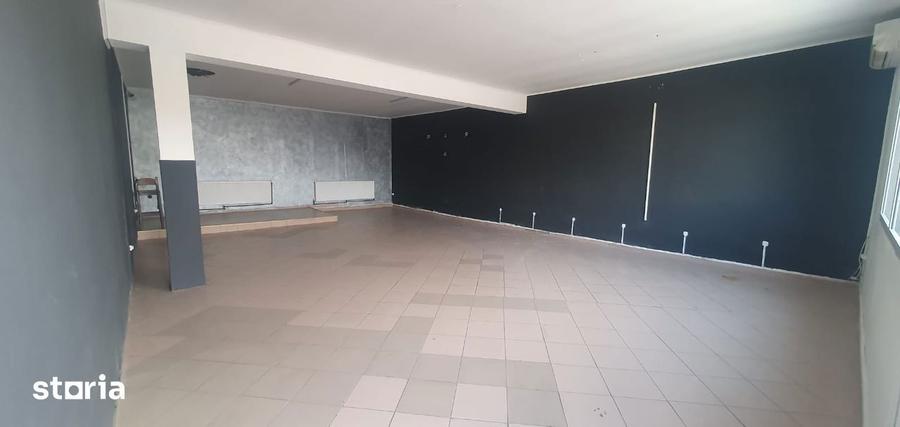 Inchiriez spatiu comercial in comuna Topraisar, vis a vis de liceu - 2