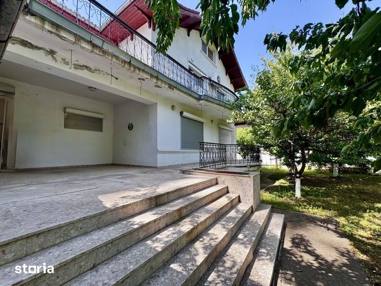 Casă cu 7 camere cu Teren 1150 Mp în Gruiu