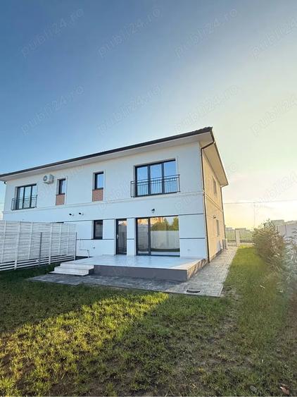 Casă cu Teren 300 Mp în Dumbrăvița