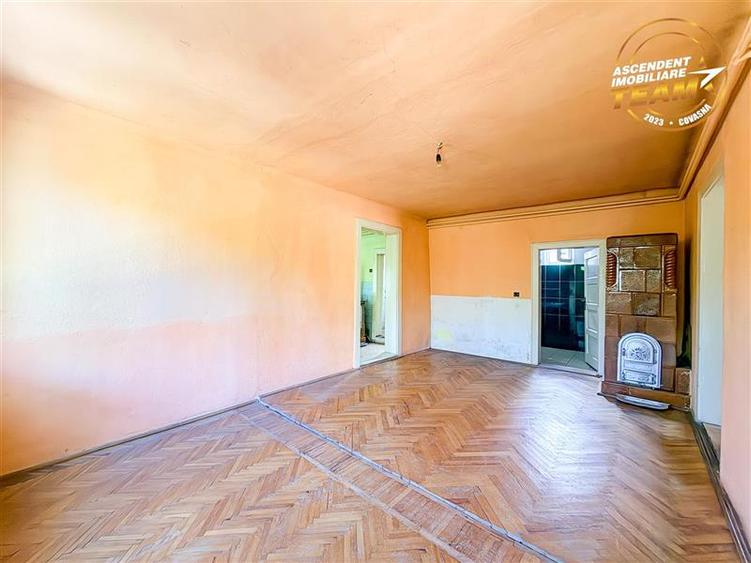Casă individuală cu 3 camere cu Canalizare în Simeria