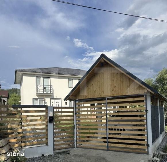 Casă cu 6 camere cu Teren 700 Mp în Central