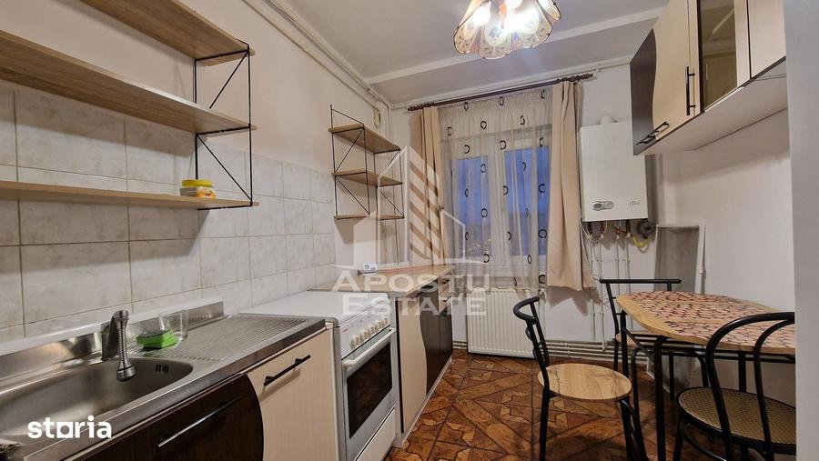 Apartament cu 2 camere semidecomandat, mobilat în Take Ionescu