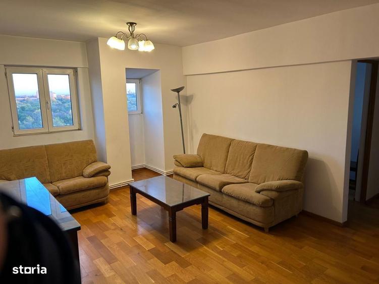 Apartament cu 3 camere semidecomandat, mobilat în Berceni