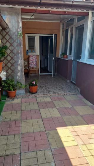 Casă cu 3 camere cu Teren 180 Mp în Rahova