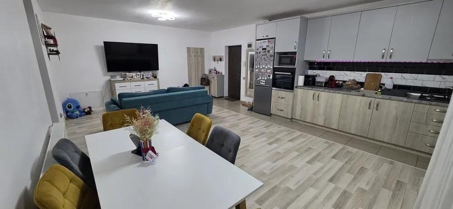 Apartament cu 2 camere, 57 mp, etaj intermediar, zona Terra, Florești! - 1