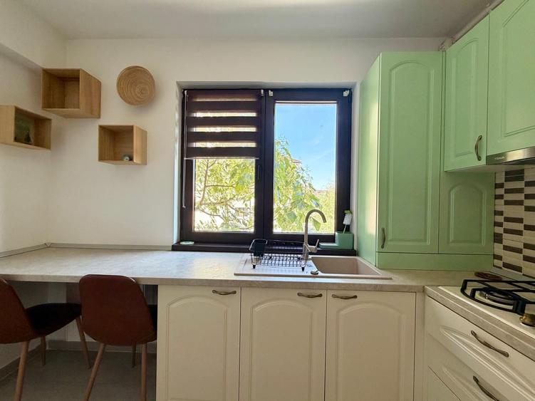 Apartament cu 2 camere decomandat în Fundeni