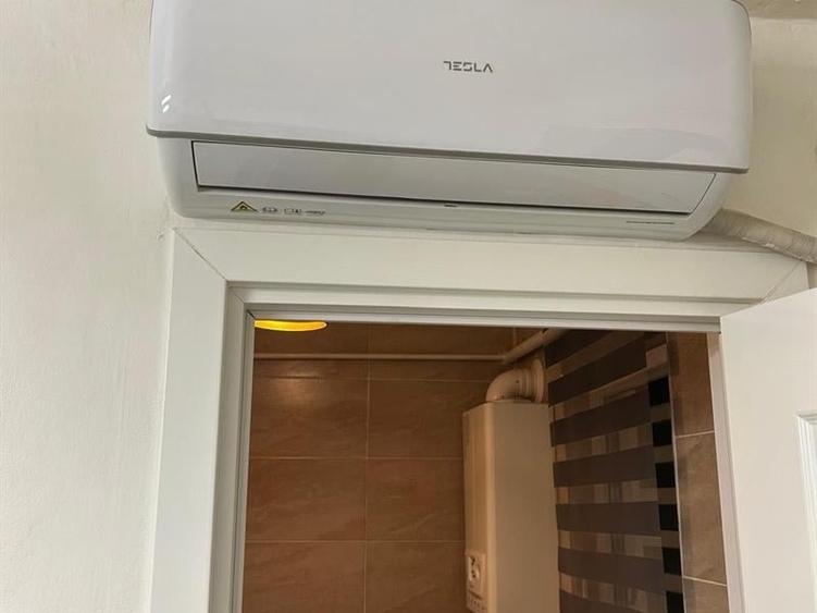 Apartament cu 2 camere semidecomandat, mobilat în Valea Rosie