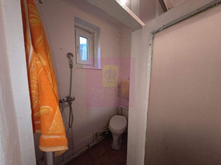 Casă cu 1 camere cu Canalizare în Calea Victoriei