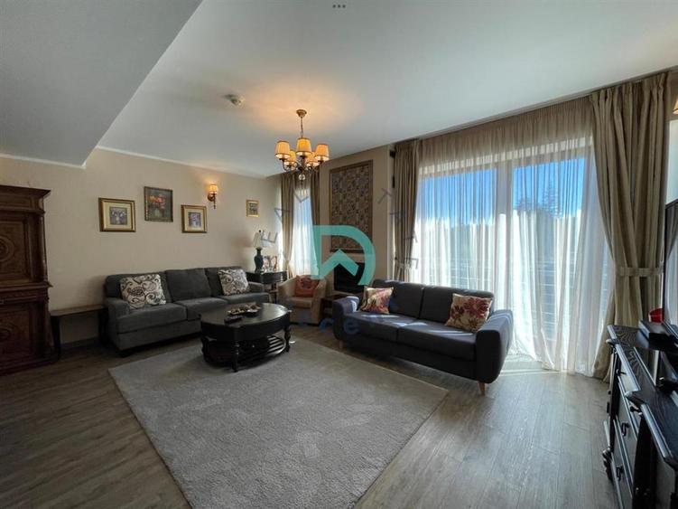 Apartament cu 2 camere decomandat, mobilat în Poiana Brașov