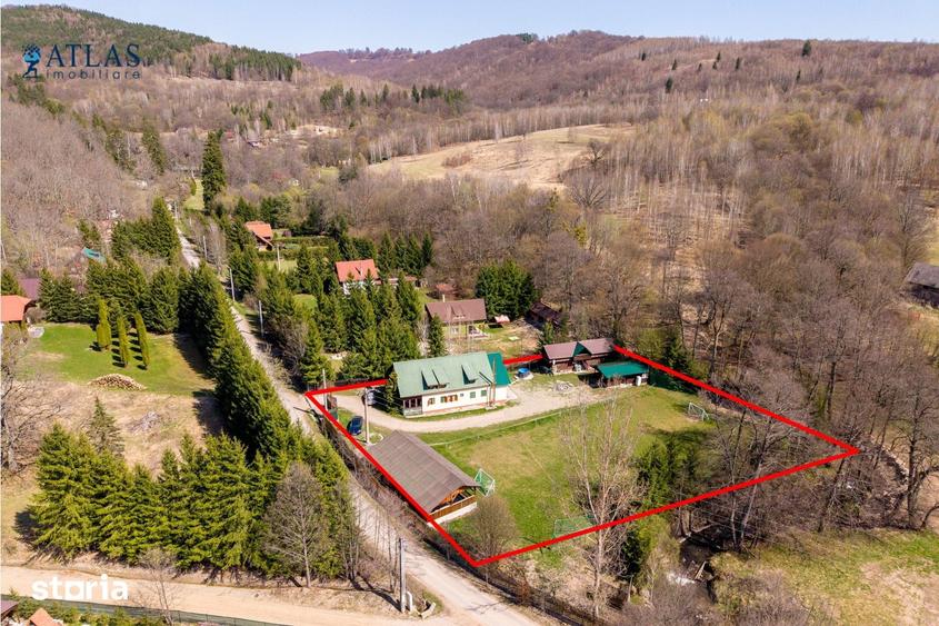 Casă cu 9 camere cu Teren 2600 Mp în Brăduț