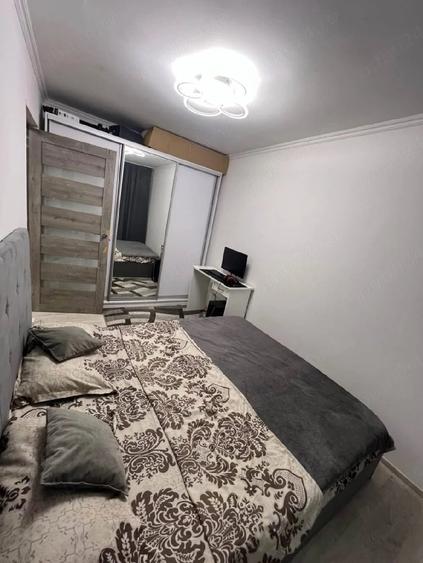 Apartament cu 2 camere decomandat în Vitan