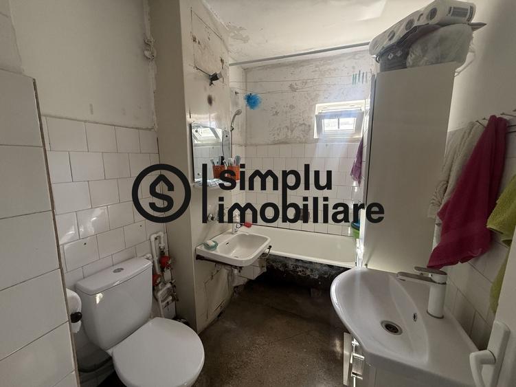 Apartament cu 2 camere decomandat în Cornitoiu