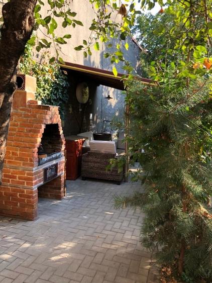 Casă cu 4 camere cu Teren 350 Mp în Central