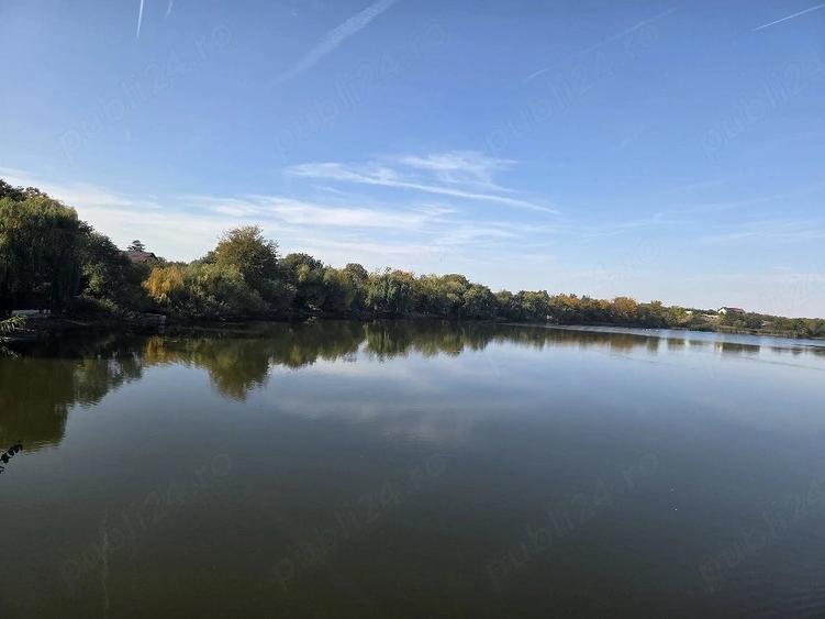 Teren de 2560 mp, în Samurcași