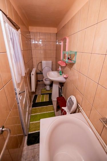 Casă cu 3 camere în Ciugud