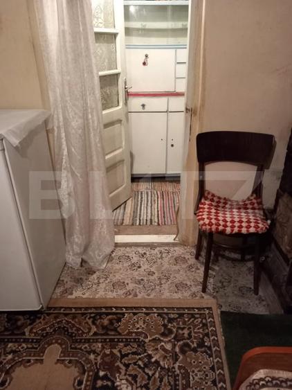 Casă individuală cu 2 camere cu Teren 2000 Mp în Găești