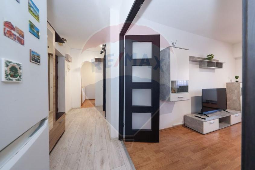 Apartament cu 2 camere decomandat, mobilat în Răcădău