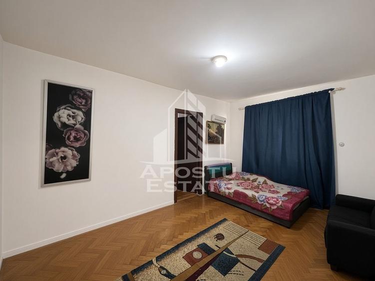 Apartament cu 2 camere nedecomandat, mobilat în Dacia