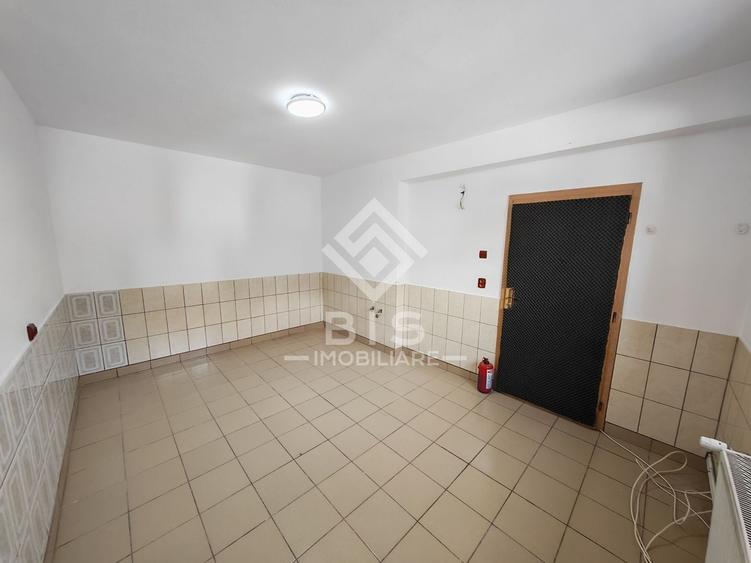 Birou, de 40 mp, în Central