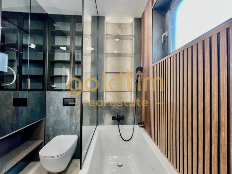 Duplex cu 5 camere cu Canalizare în Băneasa