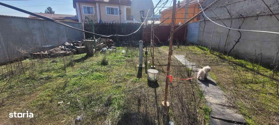 Teren de 330 mp, în Central