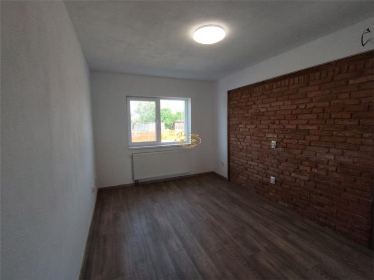 Casă cu 2 camere cu Teren 422 Mp în Vale