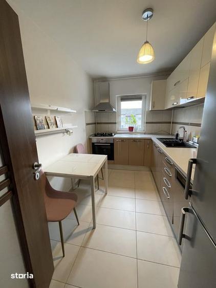 Apartament cu 3 camere în Lipovei