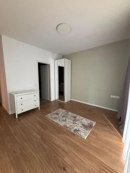 Apartament cu 3 camere în Colentina